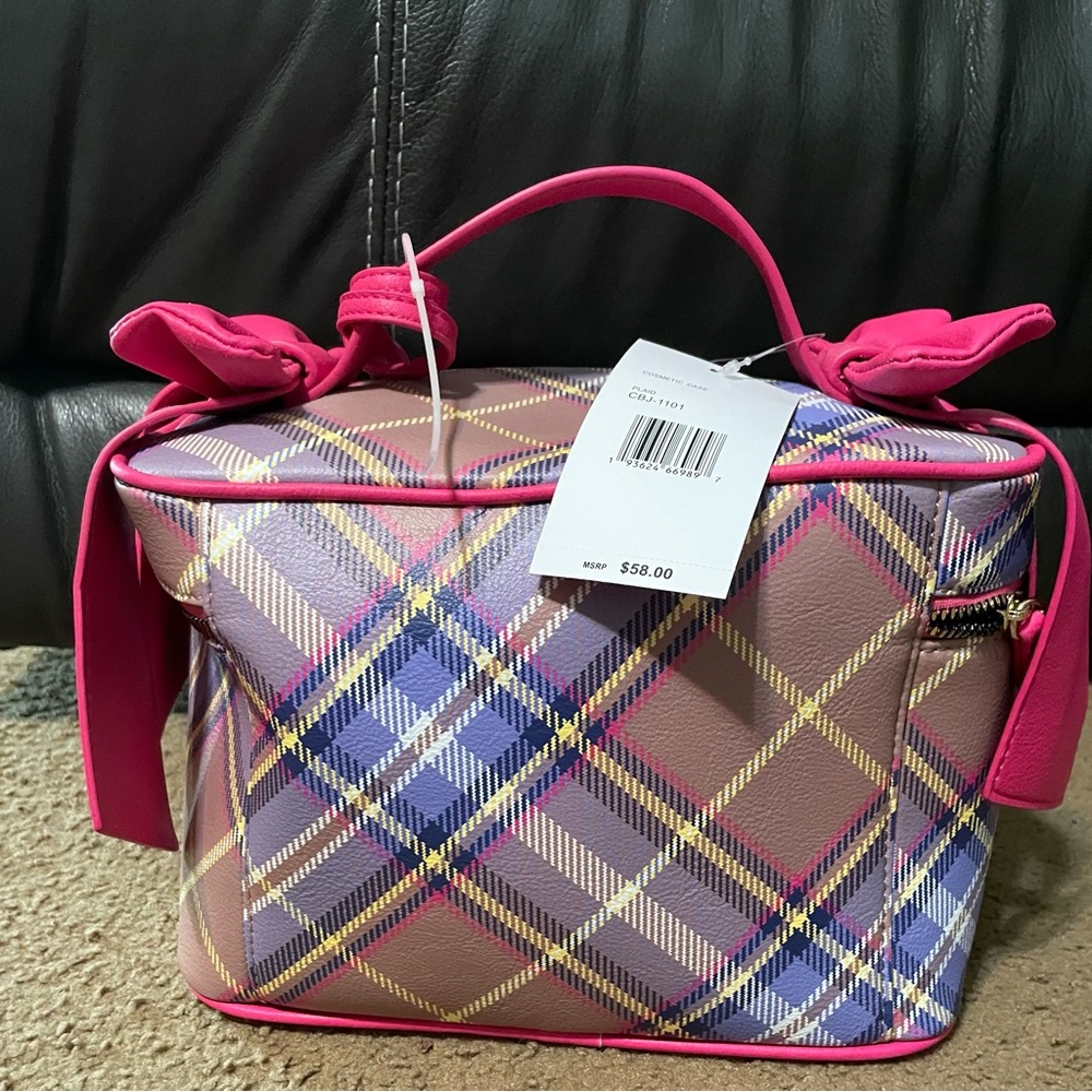 Betsey Johnson Plaid Cosmetic Case - Picture 4 of 4